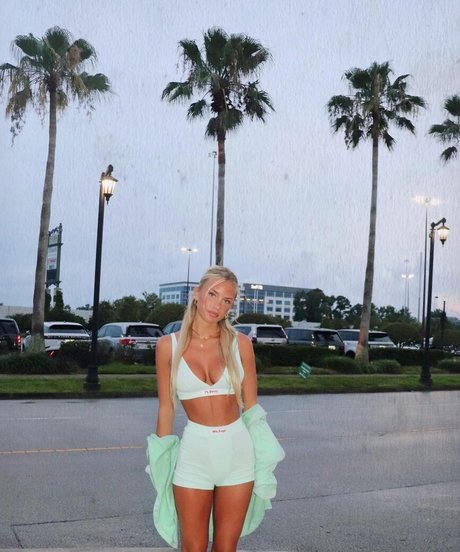 スマイルオンリーファンズ えろた 画像