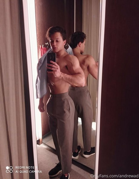 ワークアウト オンリーファンズ 無料エロ 画像