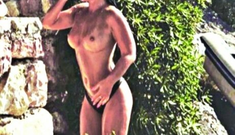 Dusica Grabovic エロティックなスター 写真