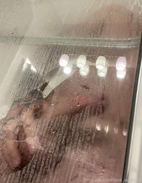 逆騎乗位 オンリーファンズ えろた 写真