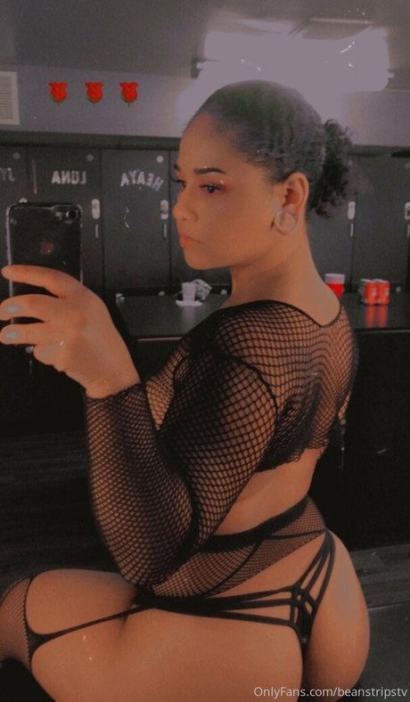 アジア人フィンドムOnlyFans 美しいxxx 写真