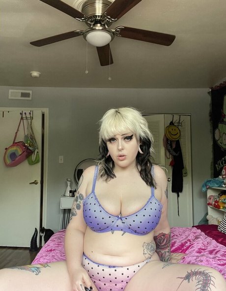 大きな乳首オンリーファンズ ホットxxx 写真