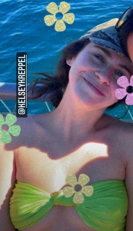 Kelsey Kreppel ヌードのポルノスター ギャラリー