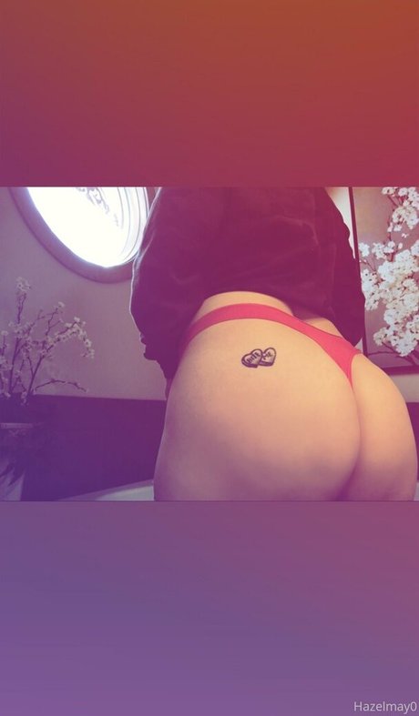 巨乳で曲線美のOnlyFans アート裸 画像