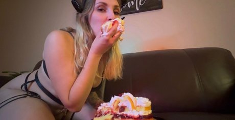 18歳のオンリーファンズ 素敵 ギャラリー