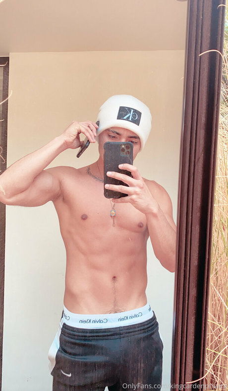 ぽっちゃり黒人OnlyFans セクシーヌード 画像