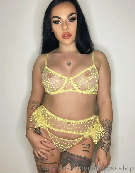 OnlyFansの普及 無料ポルノ ギャラリー