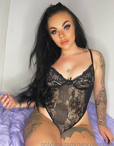 巨乳アナルOnlyFans 美しいxxx 画像