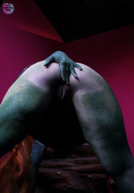 毛深い足のOnlyFans 無料エロ 写真