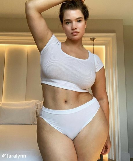 Tara Lynn 完璧なスター 画像