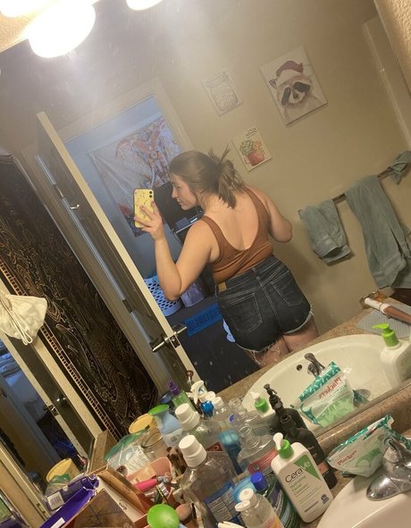 lharmon2920 セクシーモデル 画像