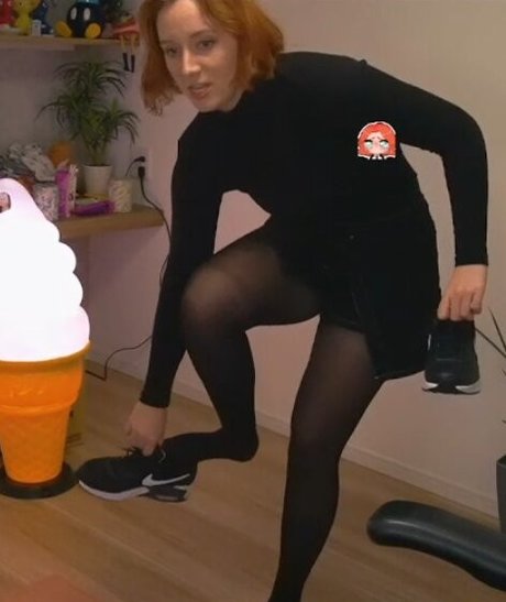 お金 オンリーファンズ 無料エロ ギャラリー