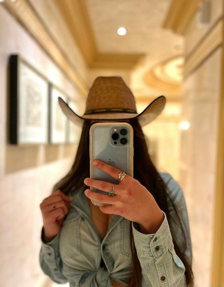 ブラックマジックオンリーファンズ ホットxxx アーカイブ