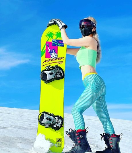 Venera u ポルノモデル 写真