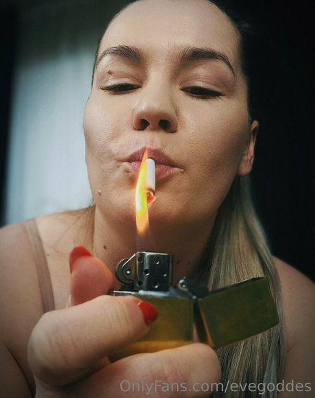 evegoddes 素敵なポルノスター 写真