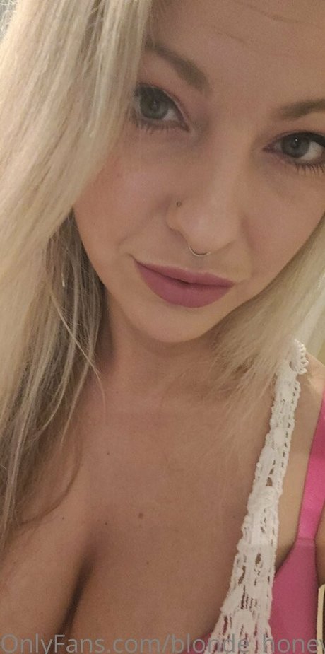 blonde honey22 スター ヌード 画像