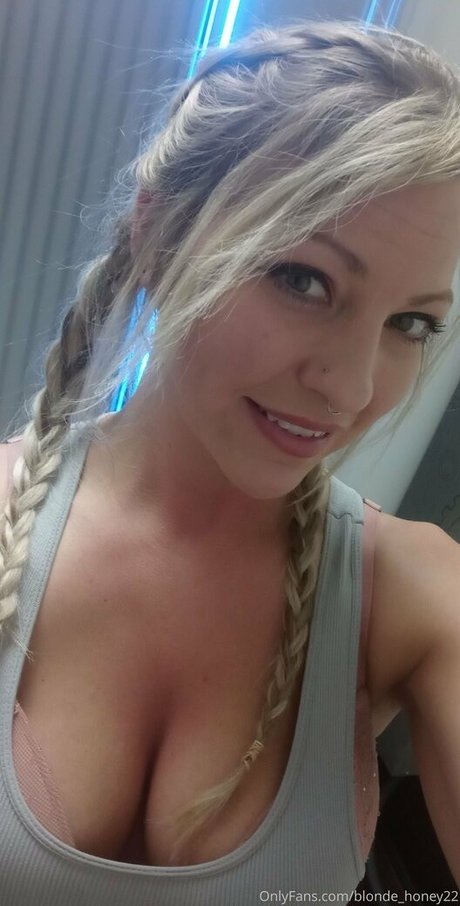 blonde honey22 アダルト女優 画像