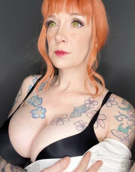 Onlygettingbrighter 独占ポルノスター 画像