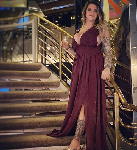 ウェブカメラ オンリーファンズ ホットセックス 画像