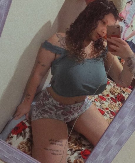 お金 オンリーファンズ 無料エロ 写真