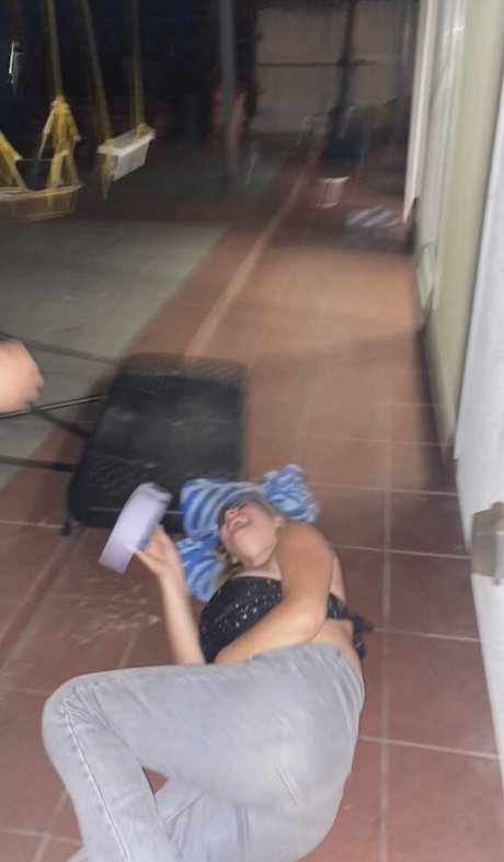 Emma R B ヌードスター 画像