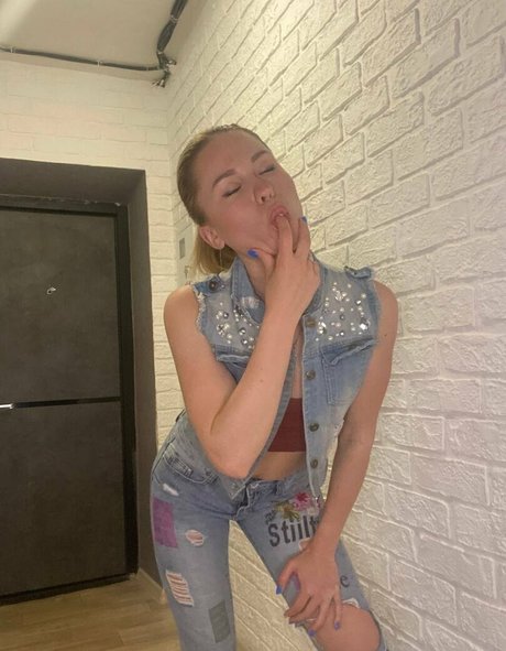 年配の熟女オンリーファンズ アートポルノ ギャラリー