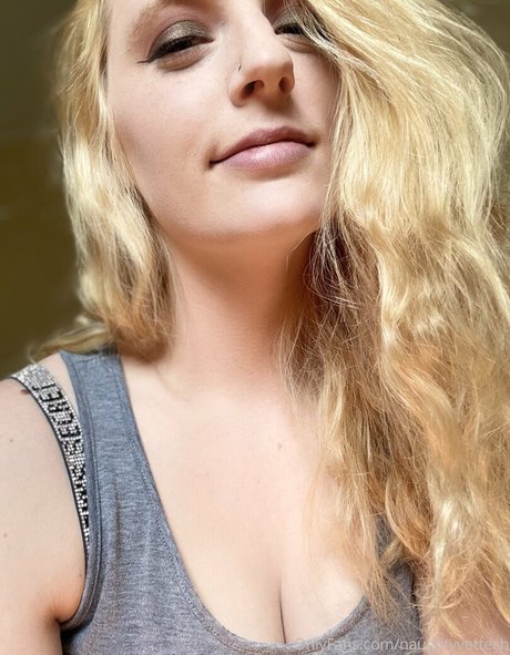 アジア人の精液OnlyFans アダルト 写真