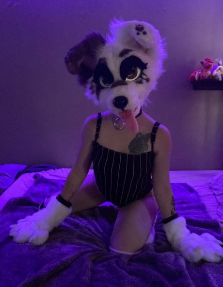 strwbrryinsides アート女優 写真