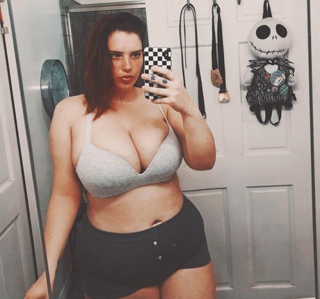 痩せたティーンのオンリーファンズ 無料エロ 写真