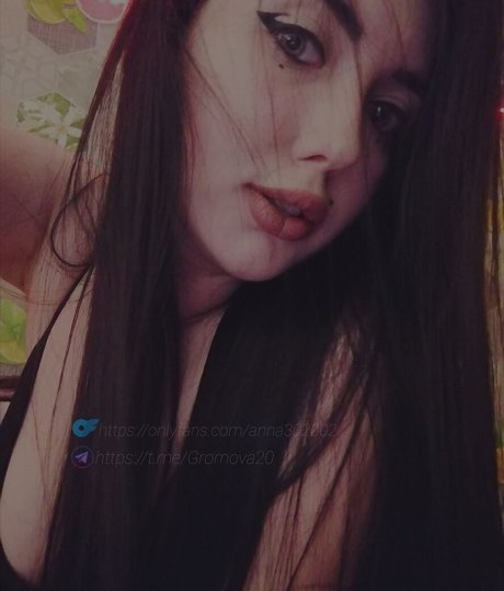 Anna Smykovskaya ホットなモデル アーカイブ