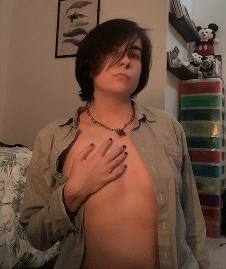 19歳のOnlyFans 美しいxxx 写真