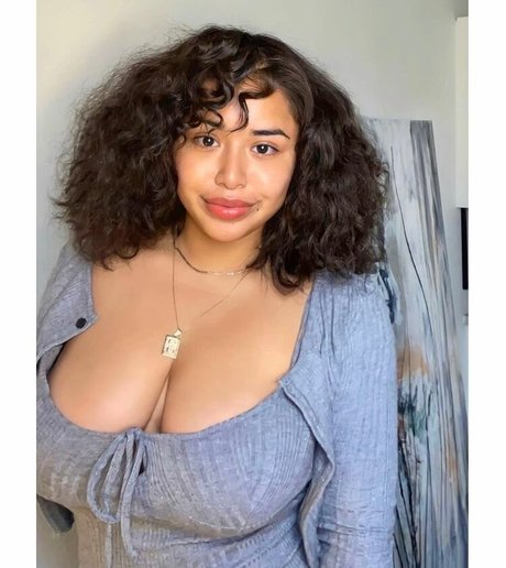 Sarai Fonseca 完璧な女優 写真