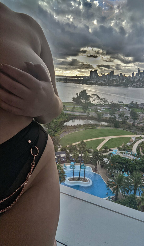 Lushberry 完璧なモデル 写真