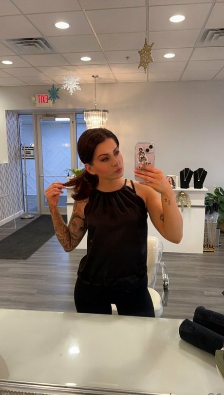 tattooedgem619 ポルノ女優 写真