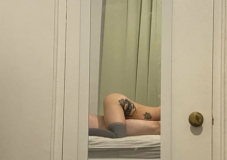 sweetlilacdream ポルノスター 素敵 写真