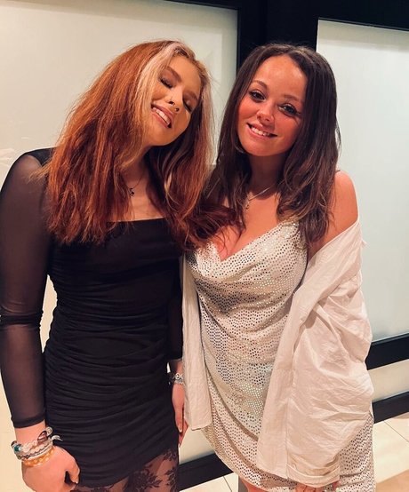 Hannah B xxxポルノスター 写真