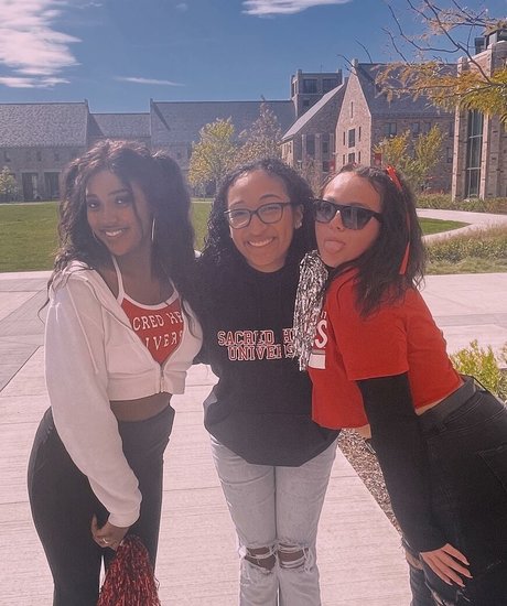 Hannah B ポルノスター アーカイブ