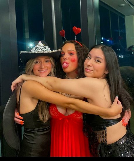 Hannah B 高品質モデル 写真