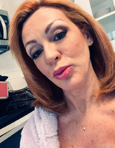 スマイルオンリーファンズ ホット裸 写真