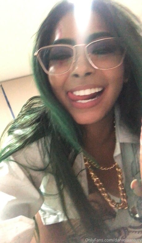 danielaantury 高品質モデル 写真