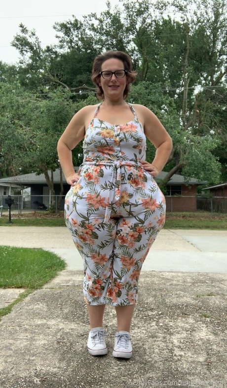 hourglassleigh セックスモデル 写真