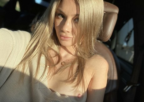 Yveline 最高のスター 写真