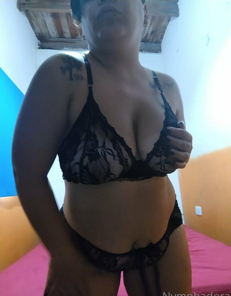 nymphadorablack ヌード女優 画像