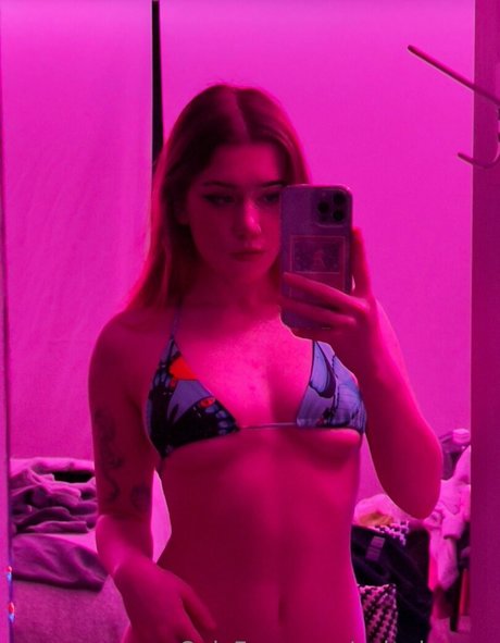 evievixxxen 無料のポルノスター 写真