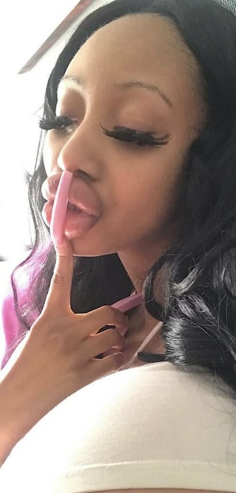 realrubysunset ヌード女優 ギャラリー