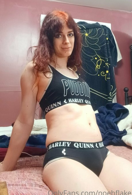 ティーンシーメールオンリーファンズ 美しいポルノ 画像