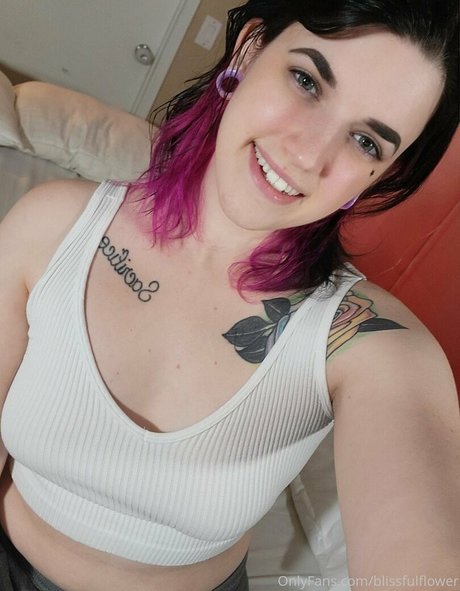 熟女乱交OnlyFans エロチック 画像