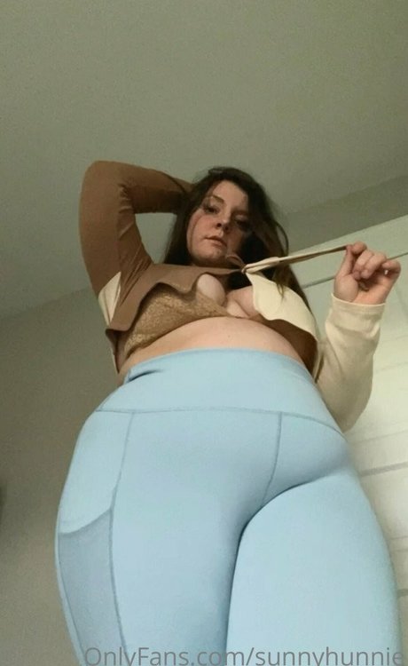 Sunnyhunnie スター ヌード 写真