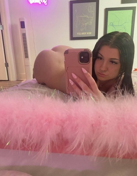 lululucyx ポルノスター 裸 写真