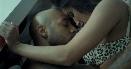 Claudia Sampedro エロティックなスター 写真